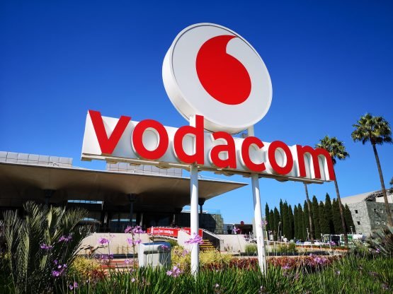 Vodacom Investit 60 Milliards de Rands en Améliorant la Couverture et la Résilience